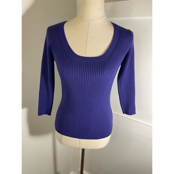 Express sweater  - Picture 3 of 6